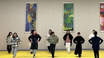 芳华待灼 砥砺深耕——栟幼名师工作坊第二次活动侧记之舞蹈技能培训